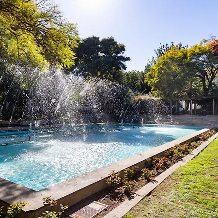 Home2book Spacious Family Home, Cruz Center