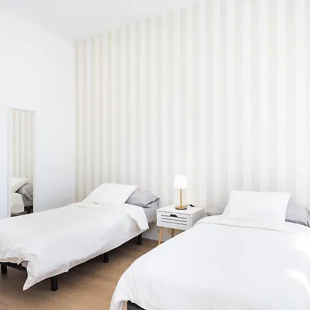 Home2book Spacious Family Home, Cruz Center