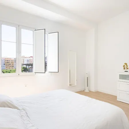 Home2book Spacious Family Home, Cruz Center