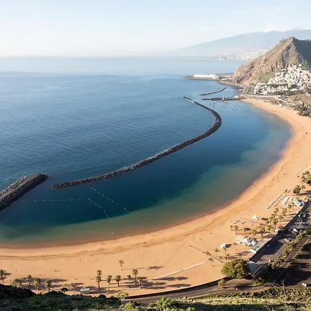 Home2book Spacious Family Home, Cruz Center